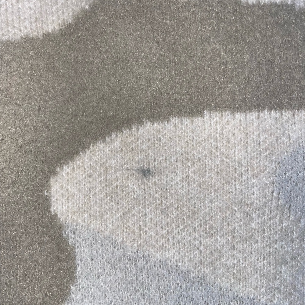 Express Turtleneck Sweater - Picture 6 of 9